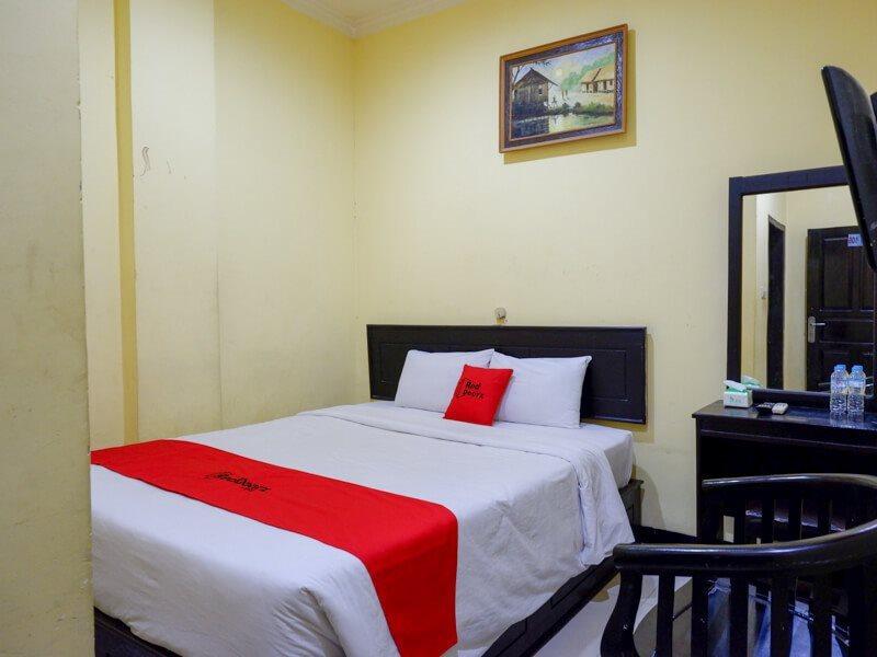 Reddoorz Near Citraland Waterpark Kendari Hotel Lepoleop Exterior photo